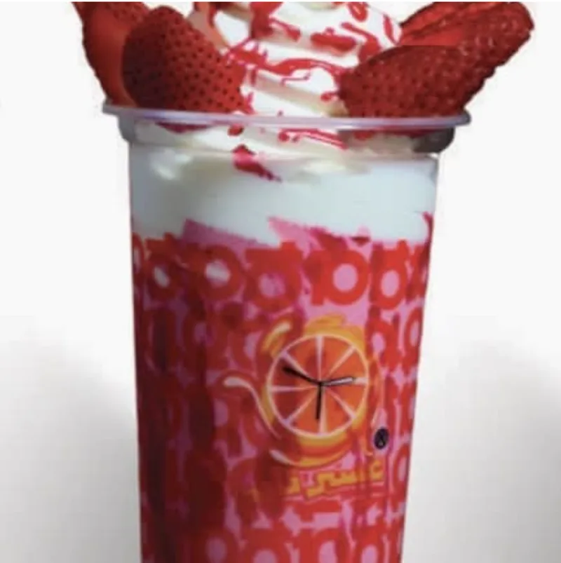 Strawberry Floating / الفراولة